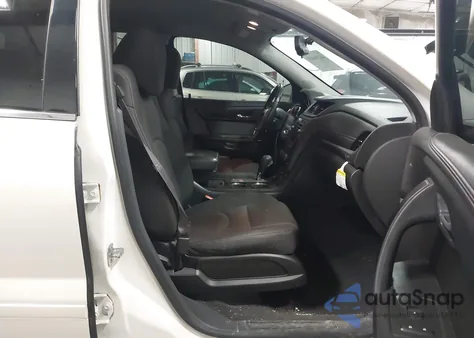 2015 Chevrolet Traverse 1Lt z USA, uszkodzony, nr VIN 1GNKRGKD1FJ184995